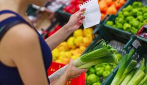 El consumo acumula una baja del 2,9% en 2026