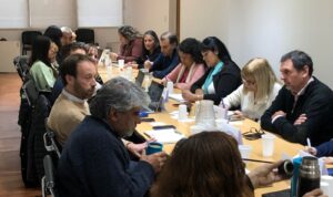 Reabren la paritaria de trabajadores estatales