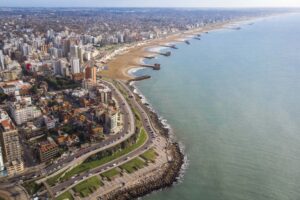 El turismo volvió a cerrar junio con saldo negativo