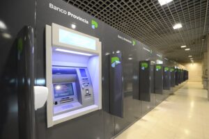 Bancarios paran 24 horas el lunes 27