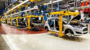 La industria perdió 52.000 empleos en un año
