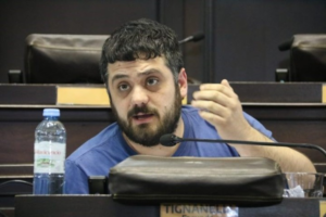 Tignanelli «Kicillof tomó la decisión de distanciarse de Cristina»